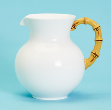 Beverage Pitcher with Bamboo Handle